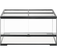 Leeg glazen terrarium met ventilatie