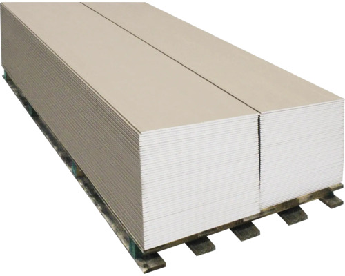 Pallet met gipsplaten voor interieurbouw