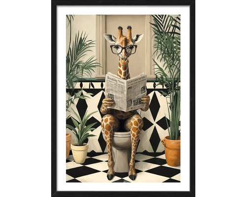 Ingelijste afbeelding van een giraffe met bril die op een toilet zit en een krant leest, omringd door planten
