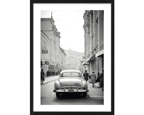 PURE LIVING Schilderij met lijst Oldtimer op de weg II 53x73 cm Zwart-witfoto van een oldtimer in een stadsstraat, ingelijst