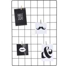 Metalen rooster memobord met foto's en notities