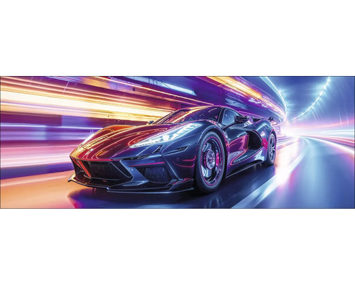 Sportwagen die door een tunnel rijdt