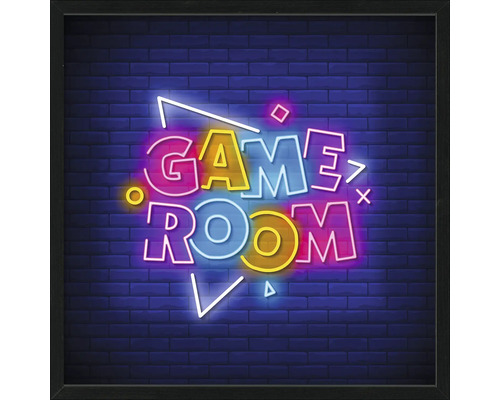 Decoratieve ingelijste wanddecoratie met 'Game Room' belettering in neonstijl voor een bakstenen muur