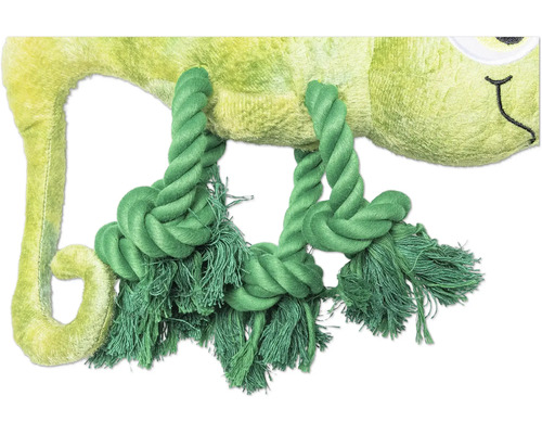 Gedetailleerd beeld van een groene pluche kameleon met touwspeelgoed