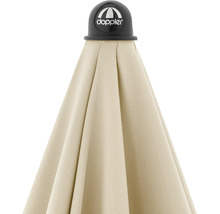 Detailopname van een parasol met Doppler Logo