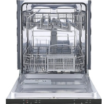 Open vaatwasser met vaatwaskorven