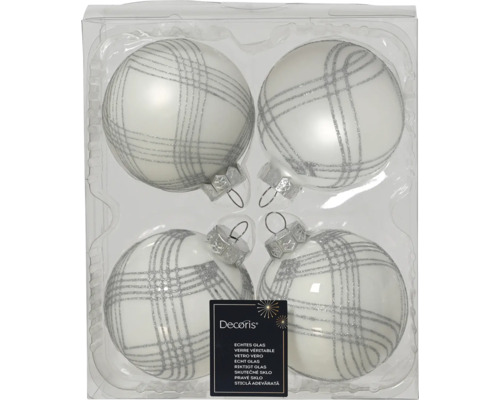 Vier witte kerstballen met zilverkleurig ruitpatroon in doos