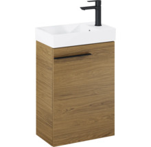 Wastafel met onderkast, wasbak, kraan en houten decoratie