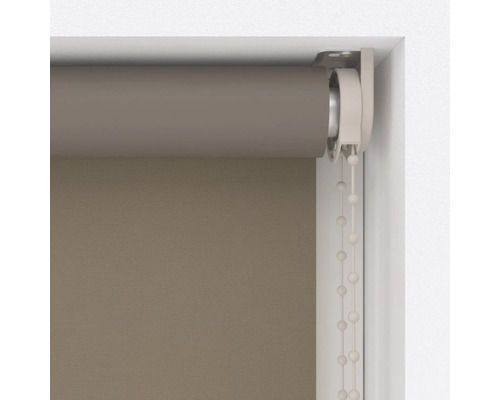 Gedetailleerd beeld van een rolgordijn met kettingbediening