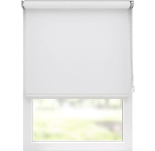 Wit rolgordijn op raam voor lichtregulering