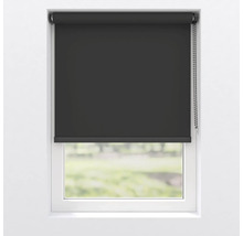 Zwart rolgordijn op het raam