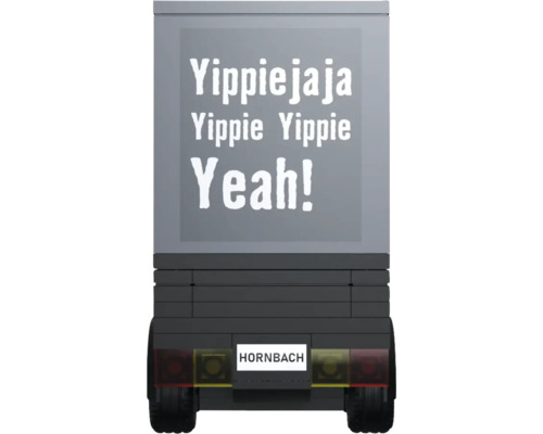 Hornbach vrachtwagen met de tekst 'Yippiejaja Yippie Yippie Yeah!'