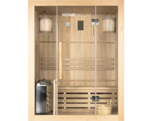 Interieur van een houten sauna met glazen voorkant, kachel, banken en accessoires