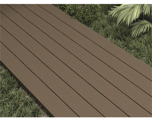 Houten terrasplanken op gras