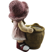 Tuindecoratie meisjesfiguur met mand