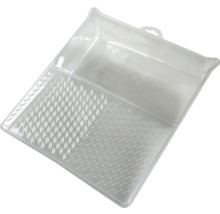 Verfbak van kunststof met afstrijkoppervlak voor verfrollers