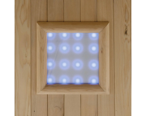 Detailaanzicht van een sauna met geïntegreerde verlichting