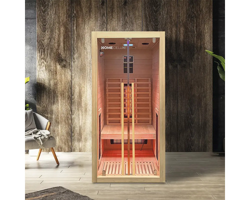 Infraroodsauna met houten banken en glazen deur