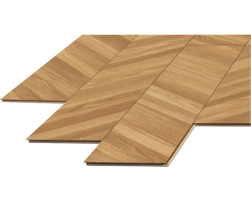 Houten parket met visgraatmotief