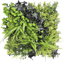 Kunst plantenpaneel met diverse groene plantensoorten.