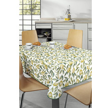 Tafel met een tafelkleed met citroenmotief in een keukenscène