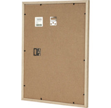 Achterkant van een houten fotolijst