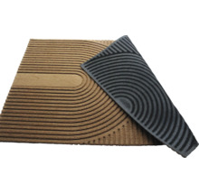Deurmat met streepmotief en antislip achterkant