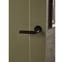 Deur met een zwarte deurklink