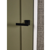 Gesloten binnendeur met zwarte deurklink