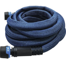 Opgerolde flexibele textielslang met koppelingssysteem