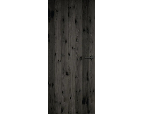 Houten deur met metalen handgreep