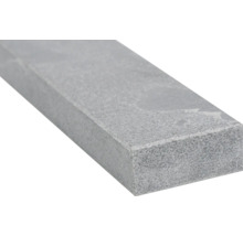 Grijze natuursteen vensterbank