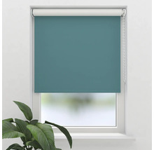 Blauwgroene rolgordijnen op het raam