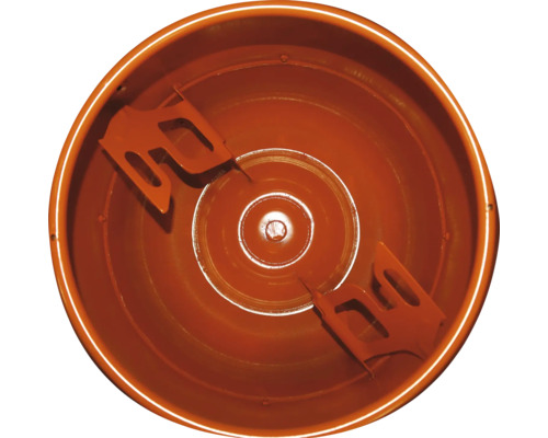 Binnenaanzicht van een betonmolen met mengwerktuigen