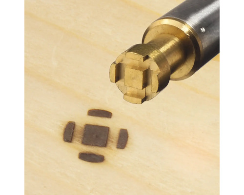 Brandstempel voor het maken van ontwerpen op hout