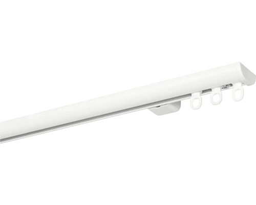 Gordijnrail van metaal met accessoires voor gordijnbevestiging.