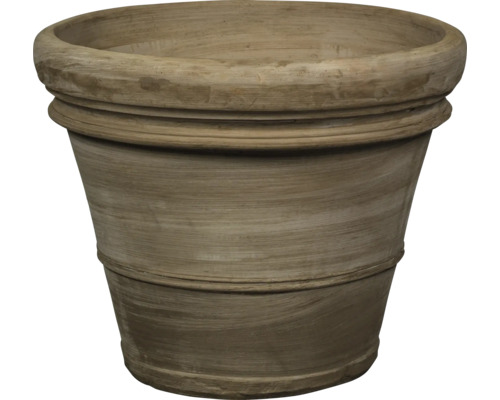 Terracotta plantenpot voor de tuin