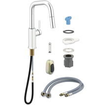 Keukenkraan met accessoires voor installatie