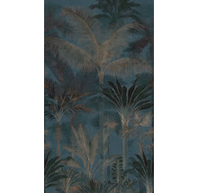 Behang met tropisch palm- en bladerpatroon in donkerblauw en brons.