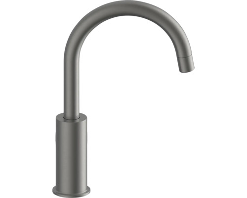 Metalen kraan met hoge uitloop