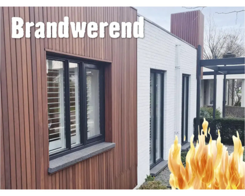 Gebouw met gevel van hout en metselwerk, aangeduid als brandwerend.