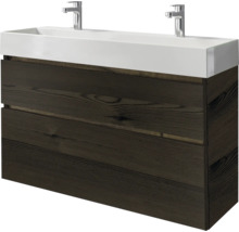 Wastafel met twee kranen en onderkast met houten voorkant