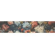 Bloemenbehang met gedetailleerd patroon van pioenrozen en hortensia's in botanische stijl.