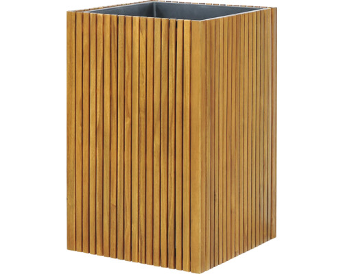 Bloembak van houten latten met kunststof binnenbak