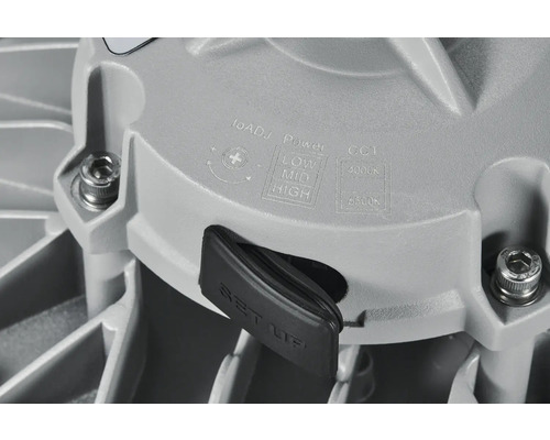 Detailweergave van een lamp met instellingsopties voor vermogen en kleurtemperatuur