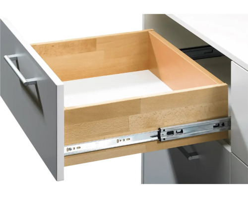 Uitgetrokken lade met metalen rail