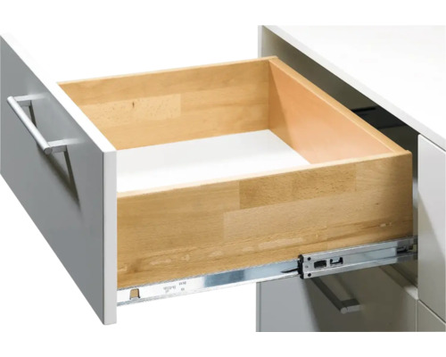 Open houten lade met metalen rails