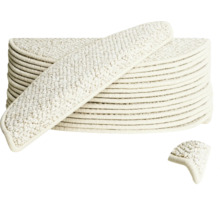 Stoffen trapmatten in een stapel