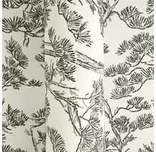 Vliesbehang met dennentakpatroon in grijs en wit