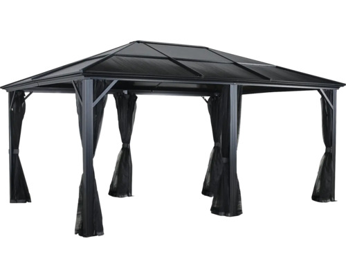 Paviljoen met dak en gordijnen